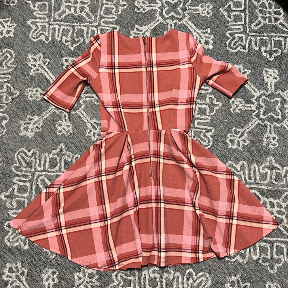 Copper Key Pink Plaid Dress - Picture 3 of 3